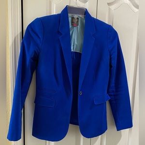 Vince Camuto - Blue Blazer - Size 2 - Normal Wear